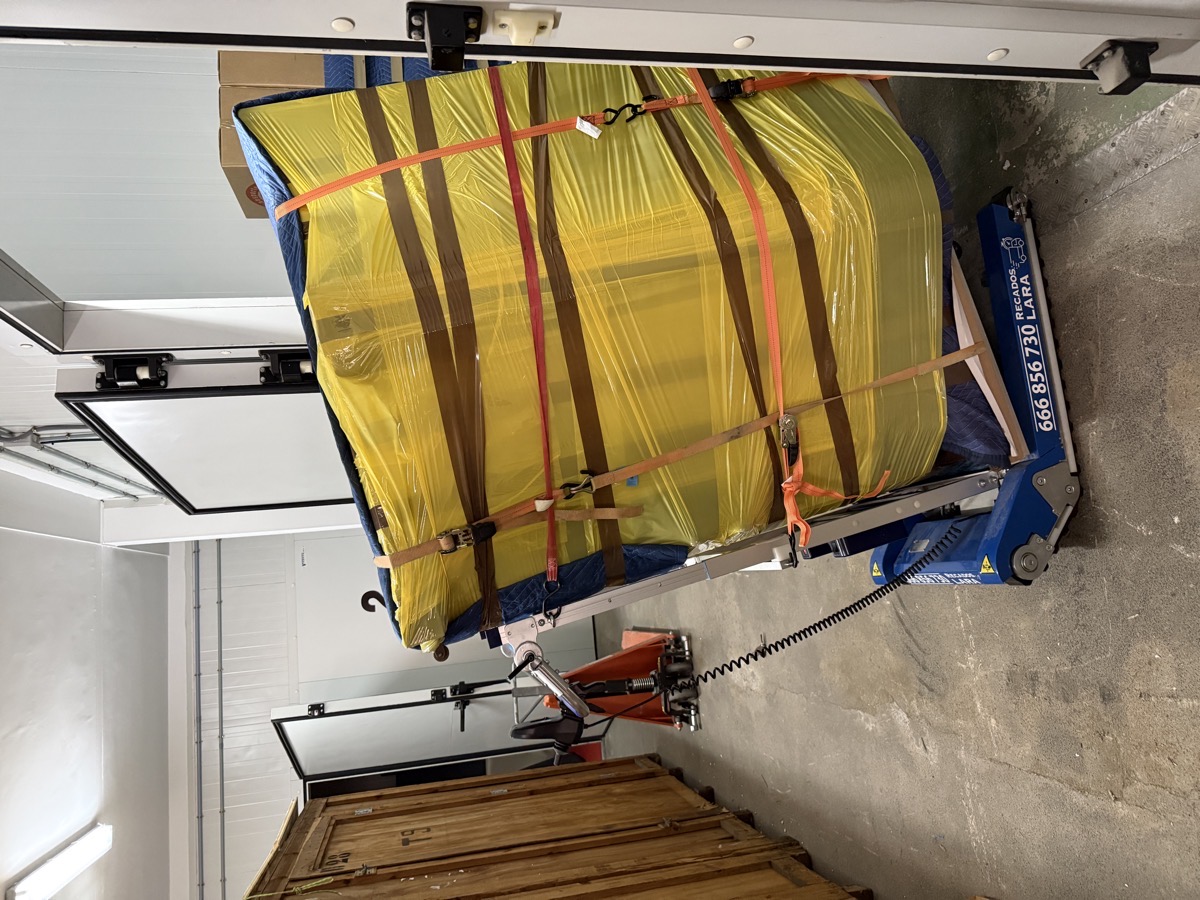 Oruga sube escaleras 2